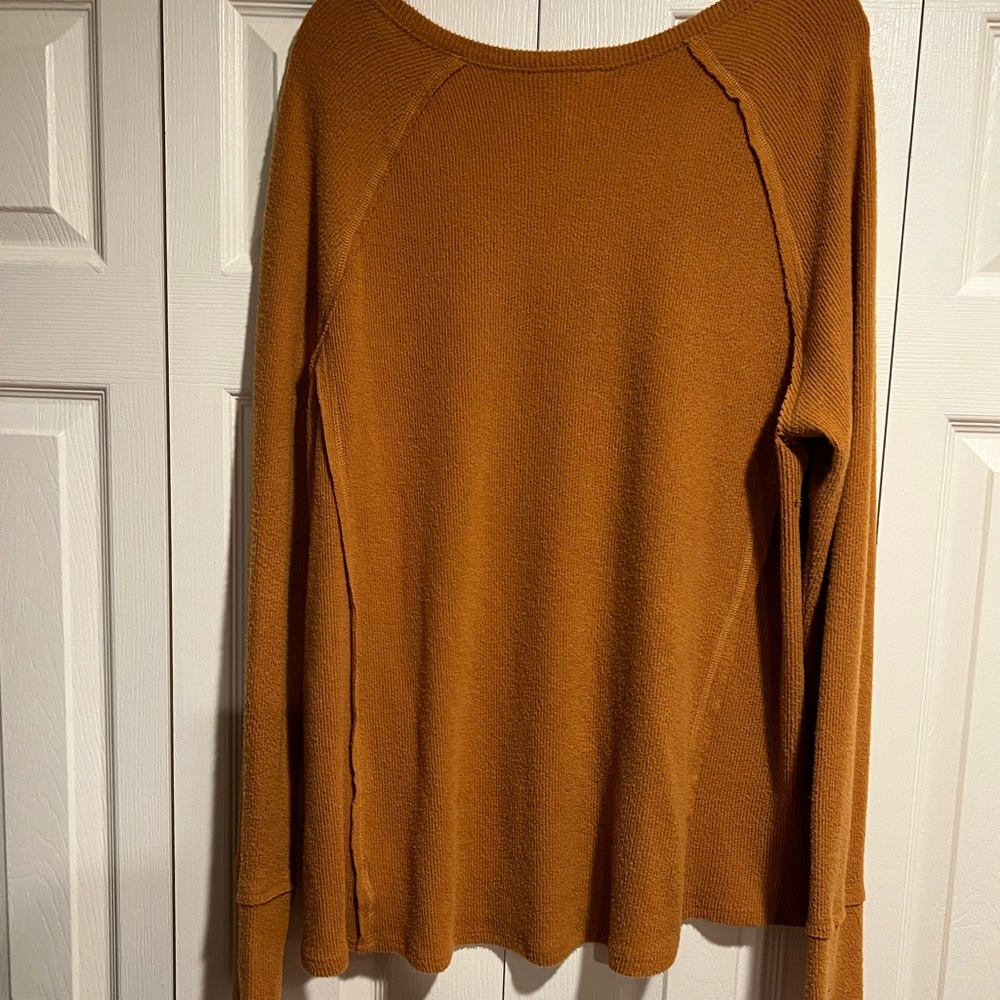 Caslon Longsleeve Sweater - Picture 2 of 4